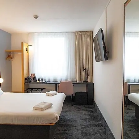 Centrum Hotel 2*